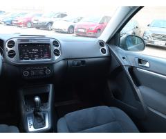 Volkswagen Tiguan 2.0 TDI 103kW - 11