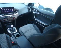 Kia Cee`d 1.5 T-GDI 117kW - 12