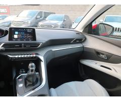 Peugeot 3008 1.6 BlueHDi 88kW - 11