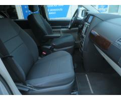 Chrysler Grand Voyager 2.8 CRD 120kW - 12