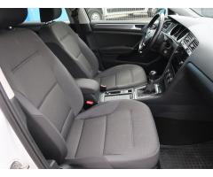 Volkswagen Golf 1.0 TSI 85kW - 12