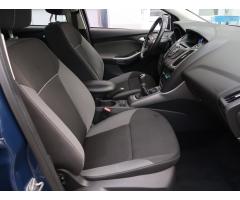 Ford Focus 1.6 i 77kW - 12