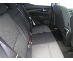 Nissan Qashqai 1.6 dCi 96kW - 13