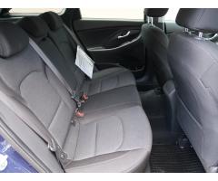 Hyundai i30 1.6 CRDi 85kW - 13