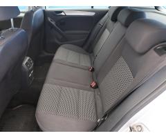 Volkswagen Golf 1.2 TSI 77kW - 15