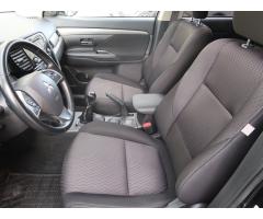 Mitsubishi Outlander 2.0 110kW - 19