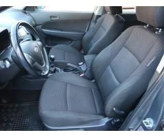 Hyundai i30 1.4 CVVT 80kW - 16