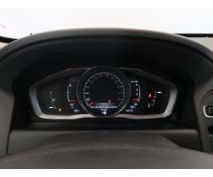 Volvo XC60 D4 AWD 140kW - 17