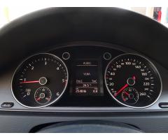 Volkswagen Passat 2.0 TDI 103kW - 18