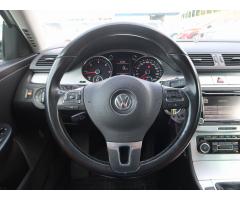 Volkswagen Passat 2.0 TDI 103kW - 22