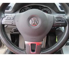 Volkswagen Passat 2.0 TDI 130kW - 22