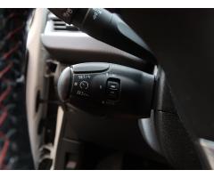 Peugeot 2008 1.2 PureTech 81kW - 37