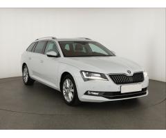 ŠKODA SUPERB COMBI 2.0TDI 140 LAURIN&K 4X4 DSG 7ST