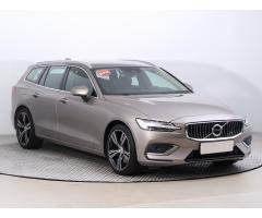 Volvo V60 T6 AWD 228kW - 1