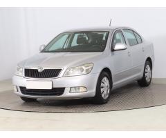 ŠKODA SUPERB COMBI 2.0TDI 140 LAURIN&K 4X4 DSG 7ST