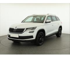 ŠKODA SUPERB COMBI 2.0TDI 140 LAURIN&K 4X4 DSG 7ST