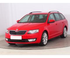 ŠKODA SUPERB COMBI 2.0TDI 140 LAURIN&K 4X4 DSG 7ST