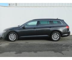 Volkswagen Passat 2.0 TDI 110kW - 5