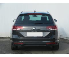 Volkswagen Passat 2.0 TDI 110kW - 7