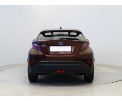 Toyota C-HR 1.2 Turbo 85kW - 6