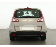 Renault Scénic 1.9 dCi 96kW - 6