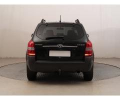 Hyundai Tucson 2.0 i 104kW - 6