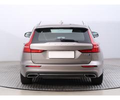 Volvo V60 T6 AWD 228kW - 6