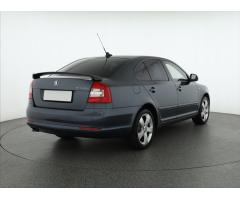 Škoda Octavia 2.0 TDI 103kW - 8