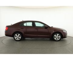 Škoda Octavia 2.0 TDI 110kW - 9