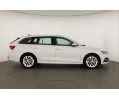 Škoda Octavia 2.0 TDI 110kW - 8