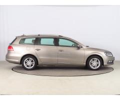 Volkswagen Passat 1.6 TDI 77kW - 8