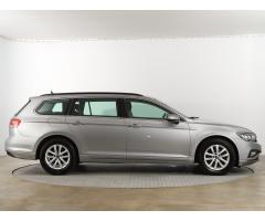 Volkswagen Passat 2.0 TDI 110kW - 8