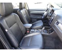 Mitsubishi Outlander 2.2 DI-D 110kW - 13