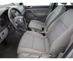 Volkswagen Golf 1.6 FSI 85kW - 13