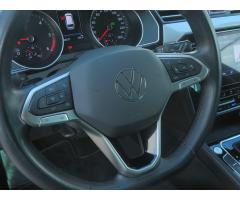 Volkswagen Passat 2.0 TDI 110kW - 27