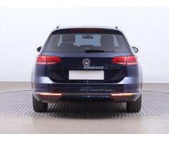 Volkswagen Passat 2.0 TDI 110kW - 6