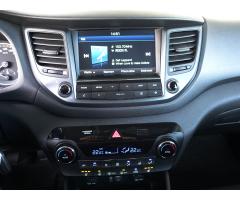 Hyundai Tucson 1.7 CRDi 85kW - 18