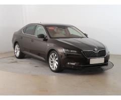 ŠKODA SUPERB COMBI 2.0TDI 140 LAURIN&K 4X4 DSG 7ST