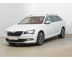 ŠKODA SUPERB COMBI 2.0TDI 140 LAURIN&K 4X4 DSG 7ST