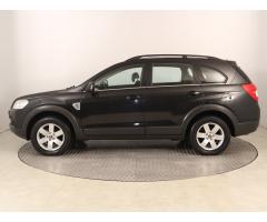 Chevrolet Captiva 2.4 i 100kW - 4