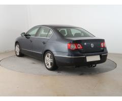 Volkswagen Passat 2.0 TDI 103kW - 5