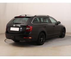 Škoda Octavia 1.6 TDI 85kW - 7