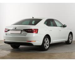 Škoda Superb 2.0 TDI 140kW - 7