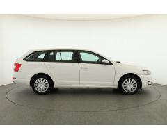 Škoda Octavia 1.6 TDI 66kW - 8