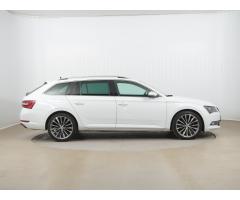 Škoda Superb 2.0 TDI 140kW - 8