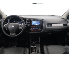 Mitsubishi Outlander 2.2 DI-D 110kW - 10