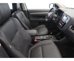 Mitsubishi Outlander 2.2 DI-D 110kW - 12