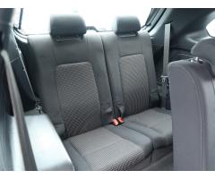 Chevrolet Captiva 2.4 i 100kW - 24