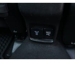 Volkswagen Tiguan 2.0 TDI 110kW - 29