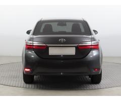 Toyota Corolla 1.6 Valvematic 97kW - 6